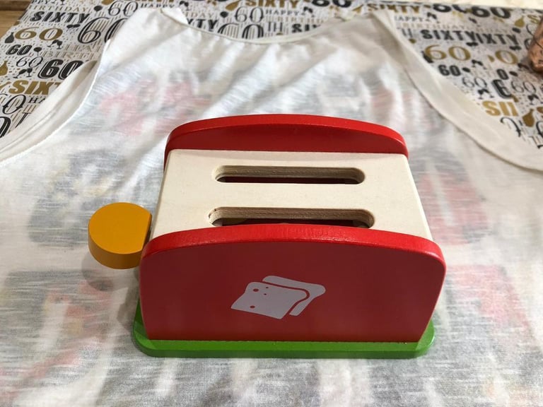 Child toy Wooden bread toaster  new from smoke free home 