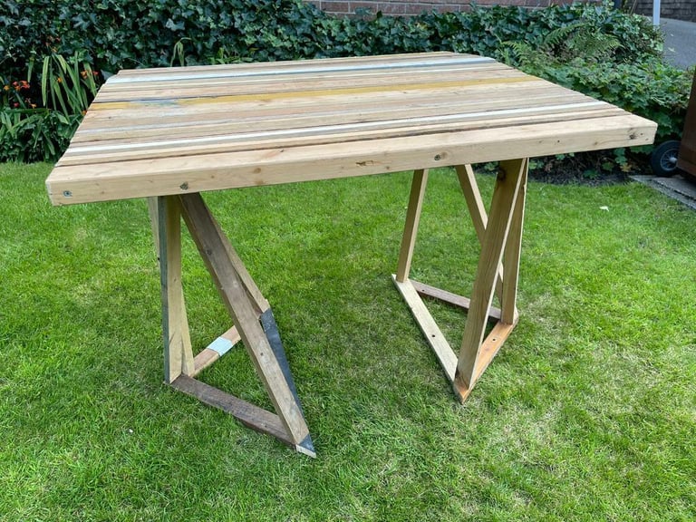 Bespoke Handmade square table / upcycled Reclaimed wood 🪵🪚🔨♻️