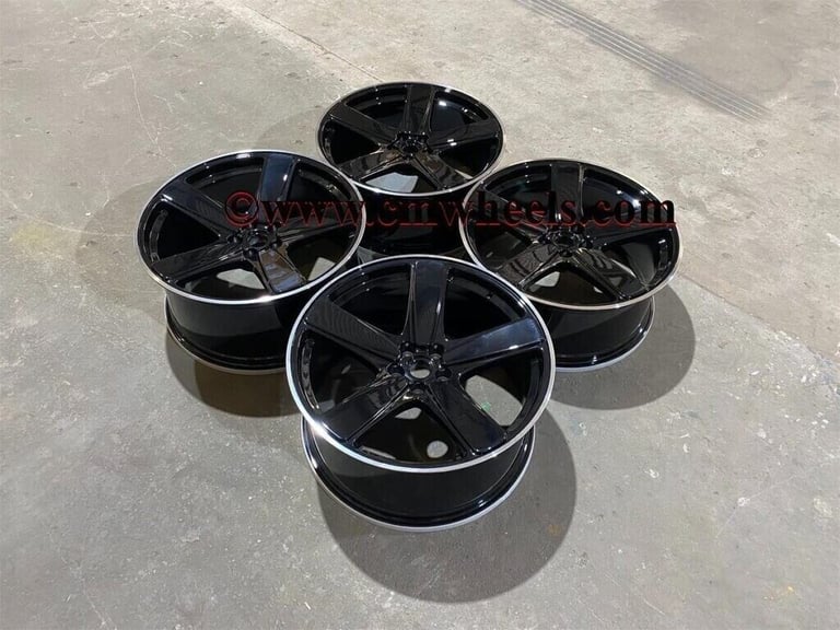 21″ Inch Porsche Macan 2 Style Wheels Gloss black polished lip 5x112 66.6