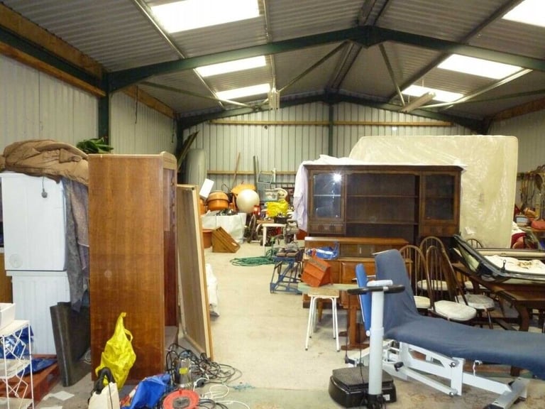 Brilliant barn for workspace and storage | CHESTER (CH3) 
