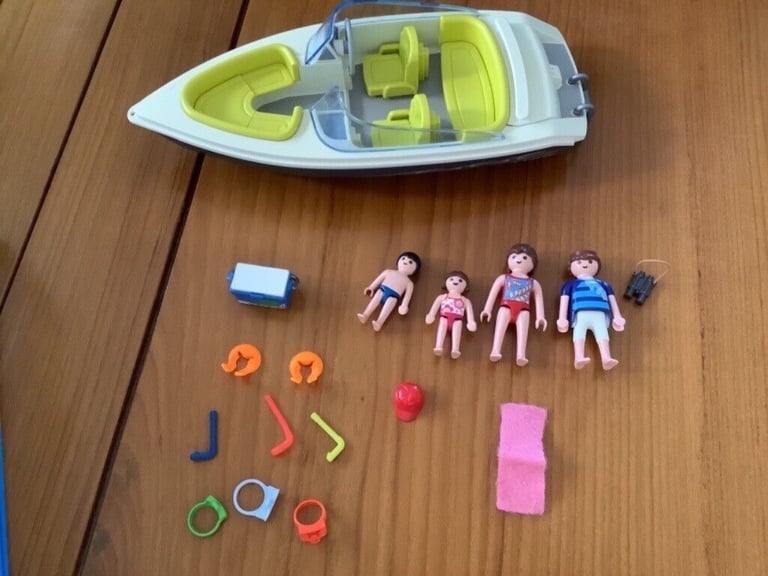 Playmobil family speedboat 4862 | in Poole, Dorset | Gumtree