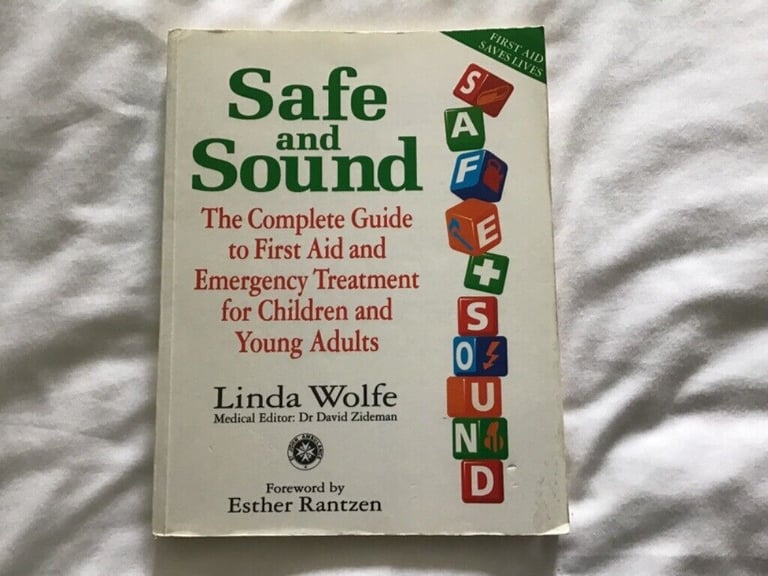 image for Children / young adults first aid book