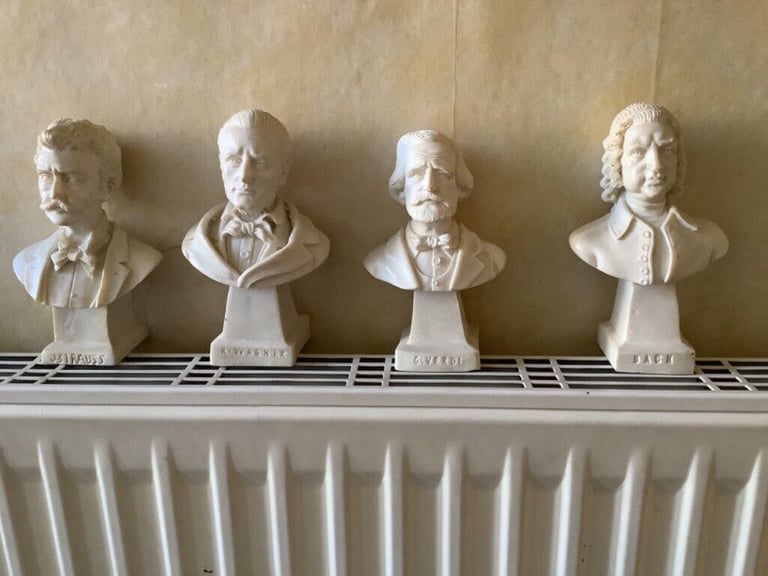 X4 small music composer busts £30