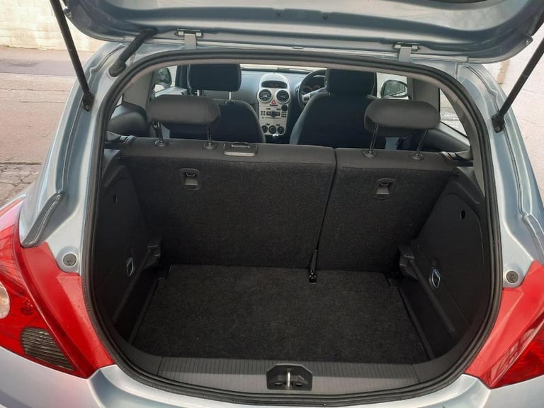 2007 Vauxhall Corsa 1.2i 16V Club 3dr [AC] HATCHBACK Petrol Manual