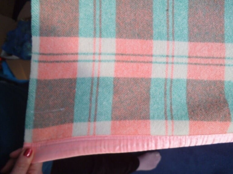Welsh Wool Blanket Derw 100% Welsh wool Peach Multi  Plaid