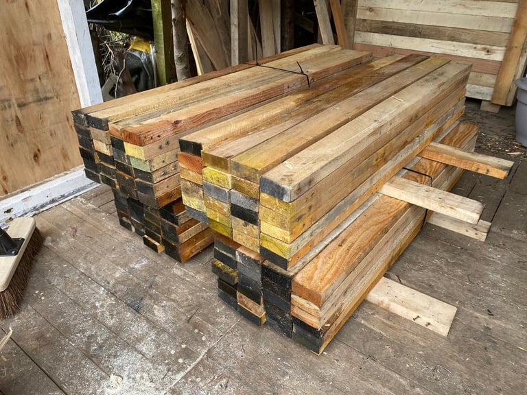 3x1 reclaimed timber lengths all 105cm long