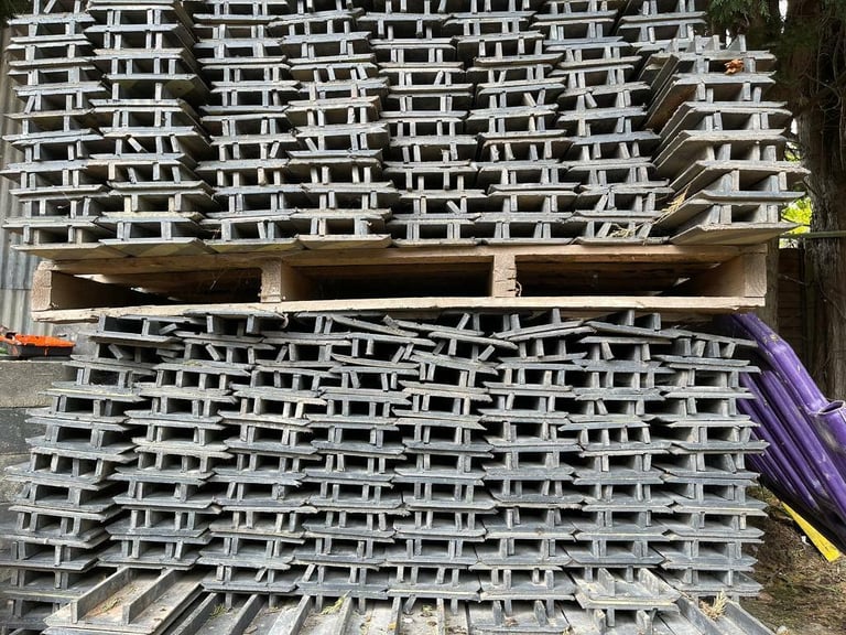 Utilities Narrow Trench Boards 1.22m x 200mm x 100mm 