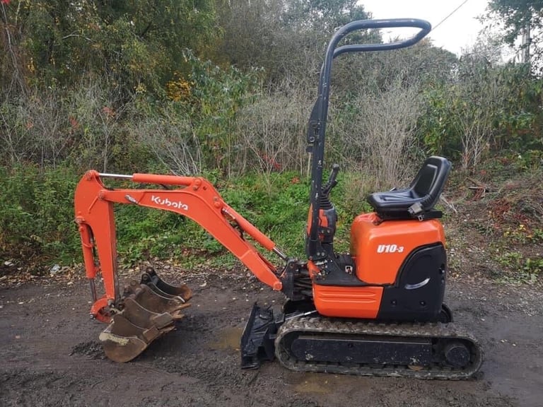 Man & Mini Digger hire 