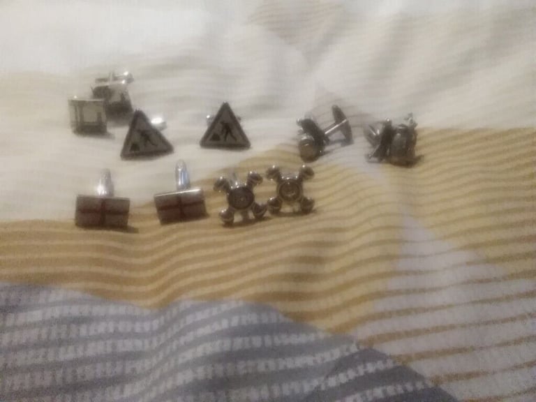 image for A collection of 6 pairs of cufflinks great condition and very collectible