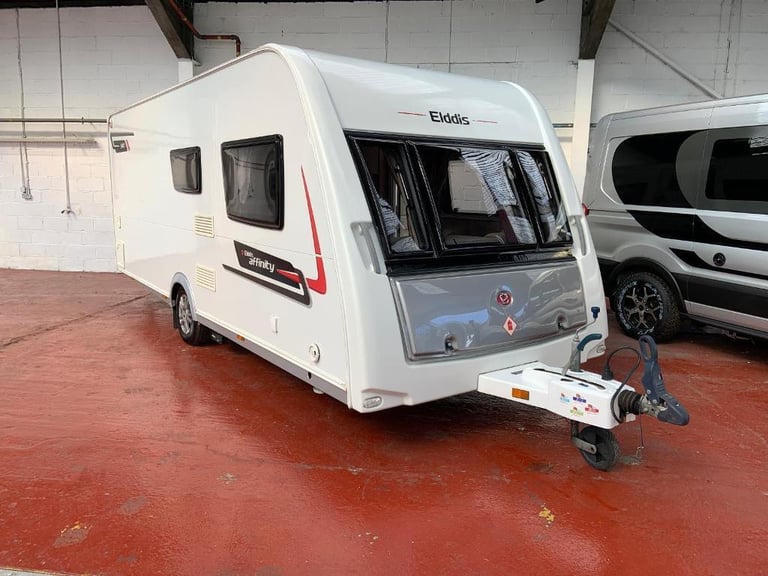 ELDDIS AFFINITY 540 2013 4 BERTH WITH FIXED BED AND LARGE REAR BATHROOM 