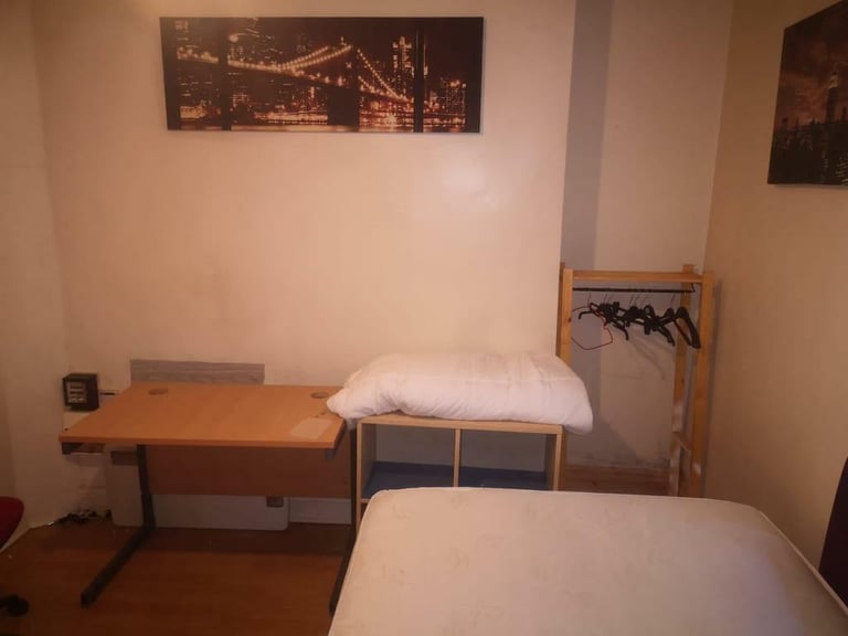 ROOMS TO RENT NO DEPOSIT!!!! CALL NOW