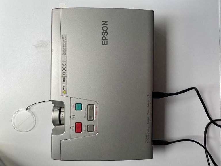 Epson projector in very good condition 