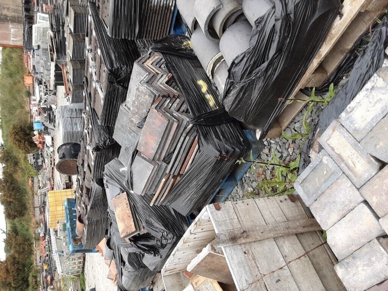 Reclaimed ridge tiles 
