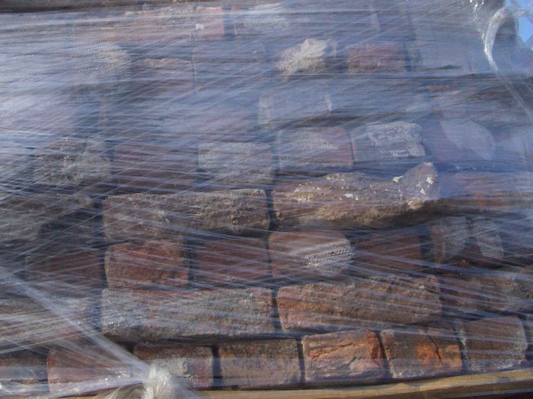 Reclaimed Handmade and wirecut bricks