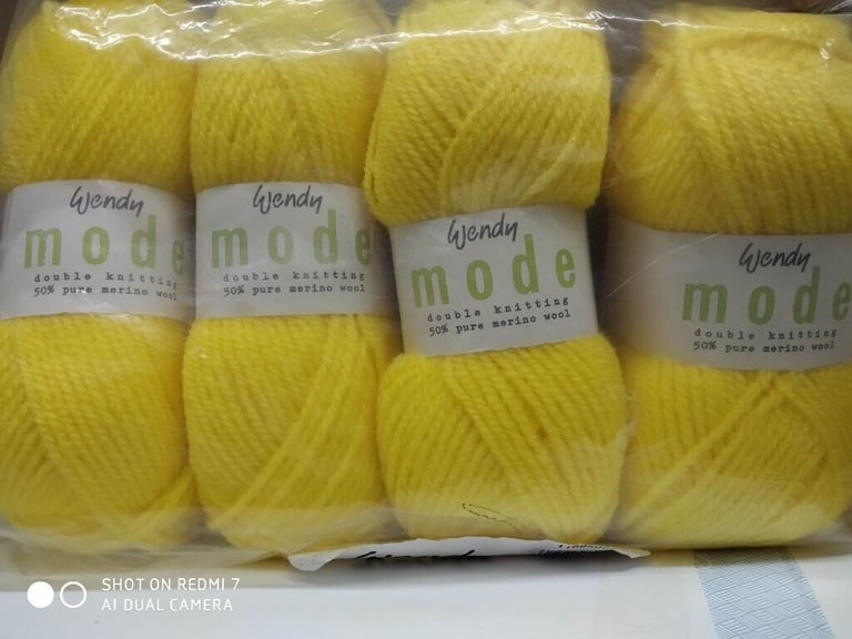 JAMES C BRETT BABY SUPERSOFT 3PLY KNITTING WOOL YARN 5X100G IN WHITE