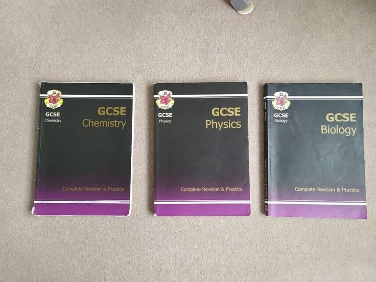 image for GCSE AQA: Science Revision Guide(A-G) : Physics, Chemistry , Biology - Old spec