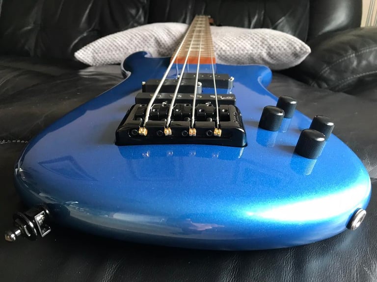 Spector Euro Bolt-on superb condition w s/locks - metallic blue gloss 