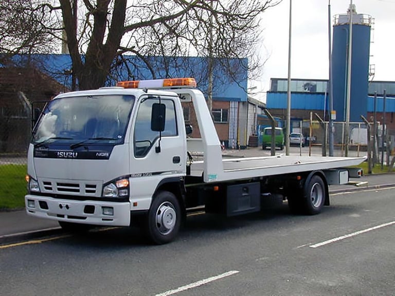 TOWING TRUCK CAR RECOVERY 24-7 VAN BREAKDOWN VEHICLE TOW TOWING ASSISTANT TRANSPORTER SERVICES