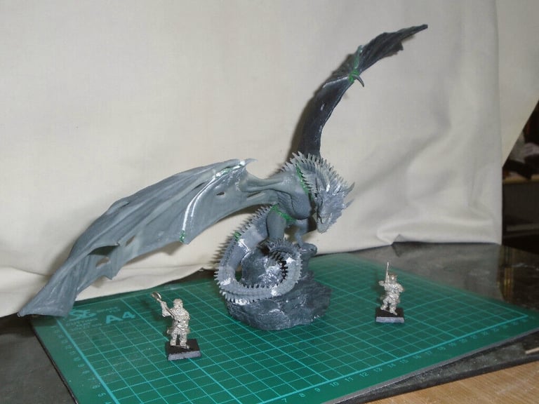 Viserion, Game of Thrones Style Dragon model undead ice dragon 28mm scale