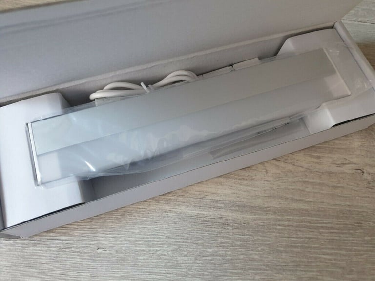 💡 USB Rechargeable LED Light PIR Sensor Cupboard Home Wren Kitchens