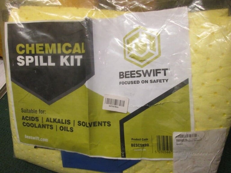 image for Beeswift 20 Litre Chemical Absorbent Emergency Spill Kit, NEW. 