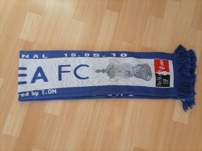 Football Memorabilia: CHELSEA F.C.SCARF. FA Cup Final 2010 Wembley. 