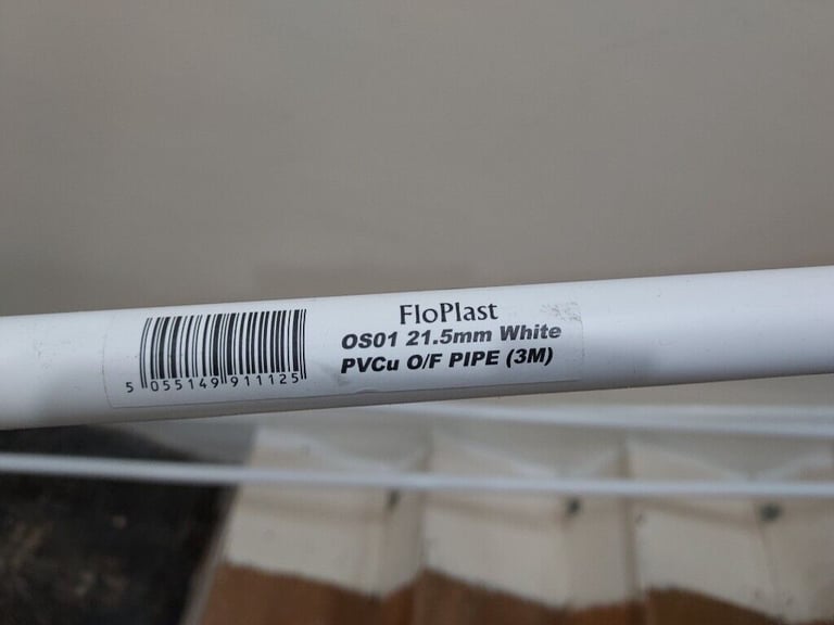 image for 3 x FloPlast 21.5mm x 3m Overflow Pipes plus fittings listed below.