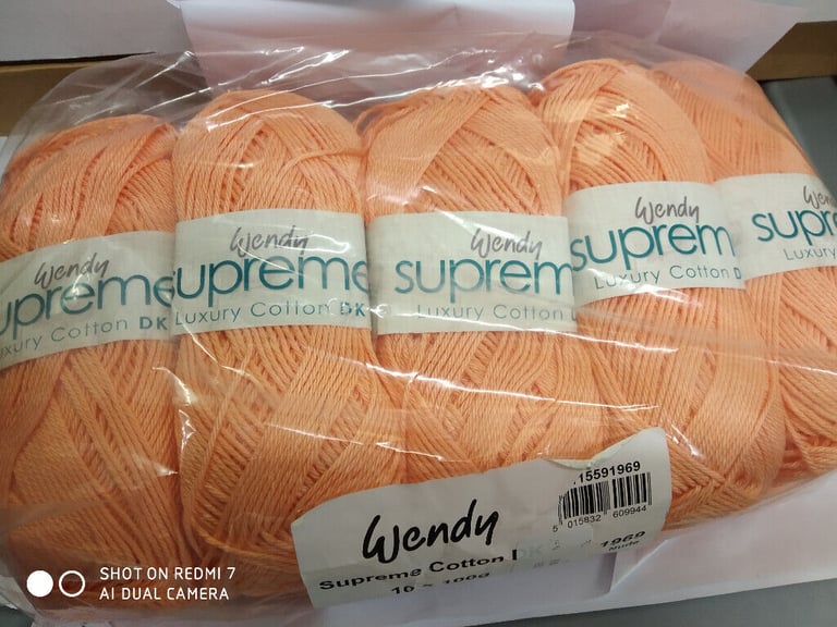 5x100 gram balls of Wendy Supreme Luxury Double Knitting Cotton is 100% Mercerised Cotton 