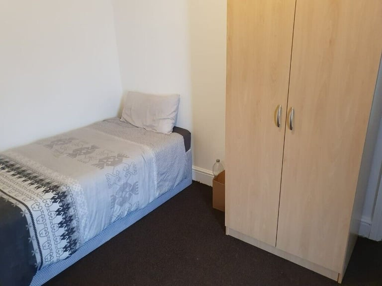 ***SINGLE ROOM in BACCHUS ROAD B18***ALL DSS ACCEPTED***SEE DESCRIPTION***