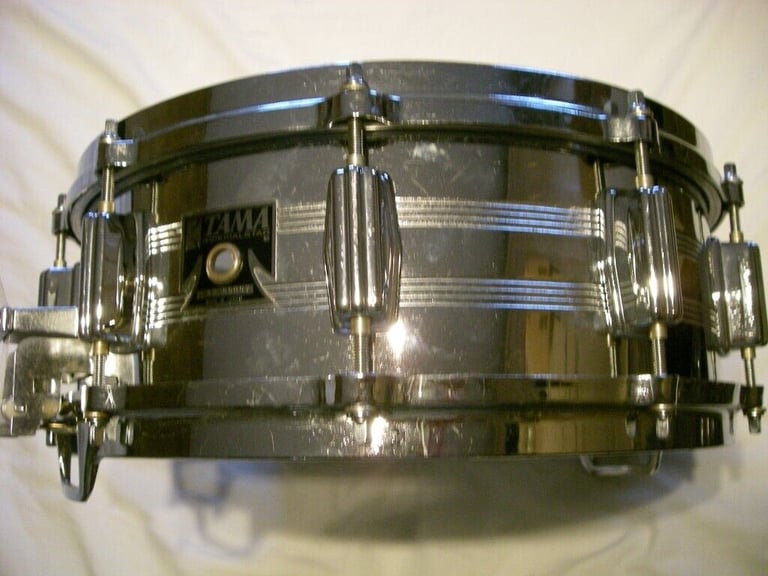 image for Tama Imperial Star seamless steel snare drum - 14 x 5 1/2 - '80s - Japan - Vintage- Roller bed