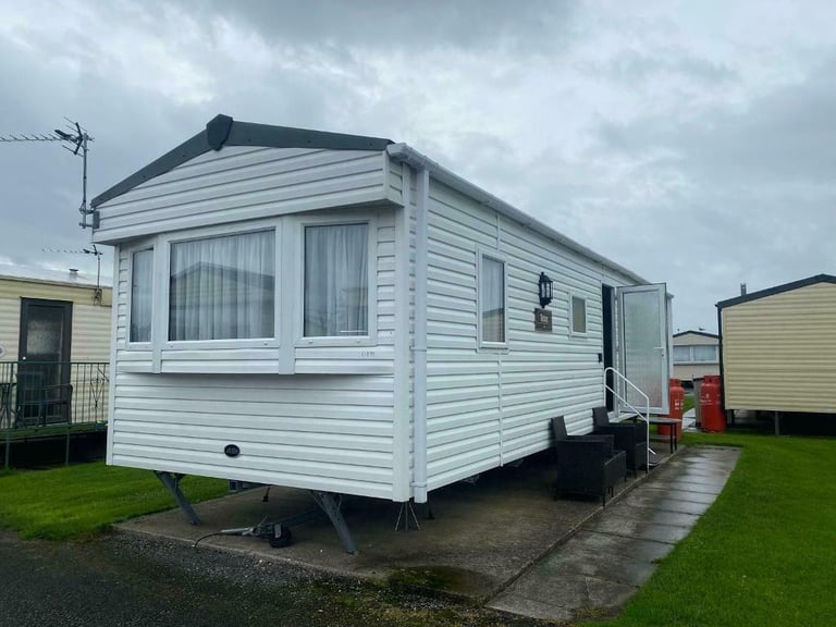 CHEAP CARAVAN WITH DOUBLE GLAZING FOR SALE LOCATED IN TOWYN, NORTH WALES NEAR