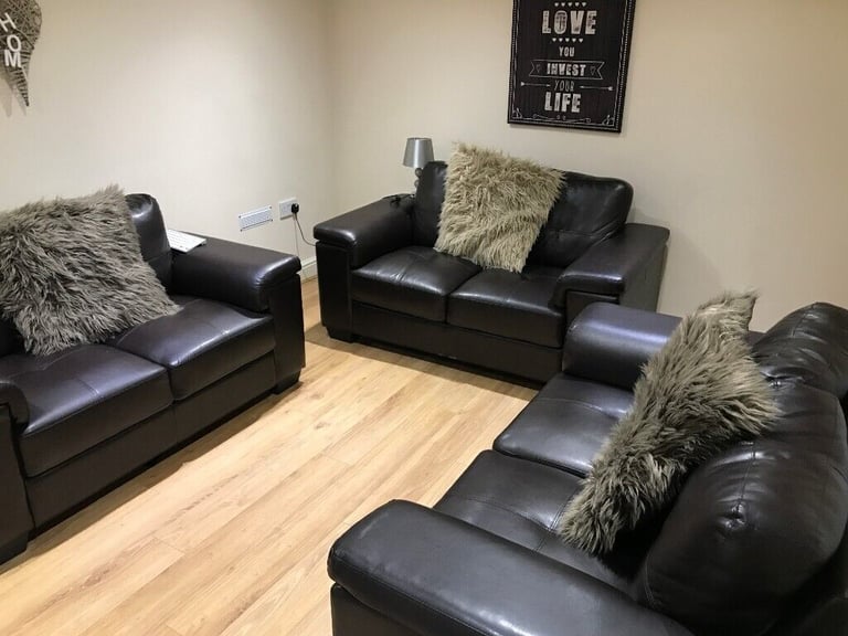 Double En-Suite Rooms! Renovated Property in Conisbrough!