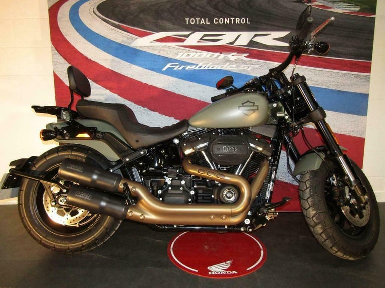 Harley-Davidson FXFBS FAT BOB 114 V&H PIPES