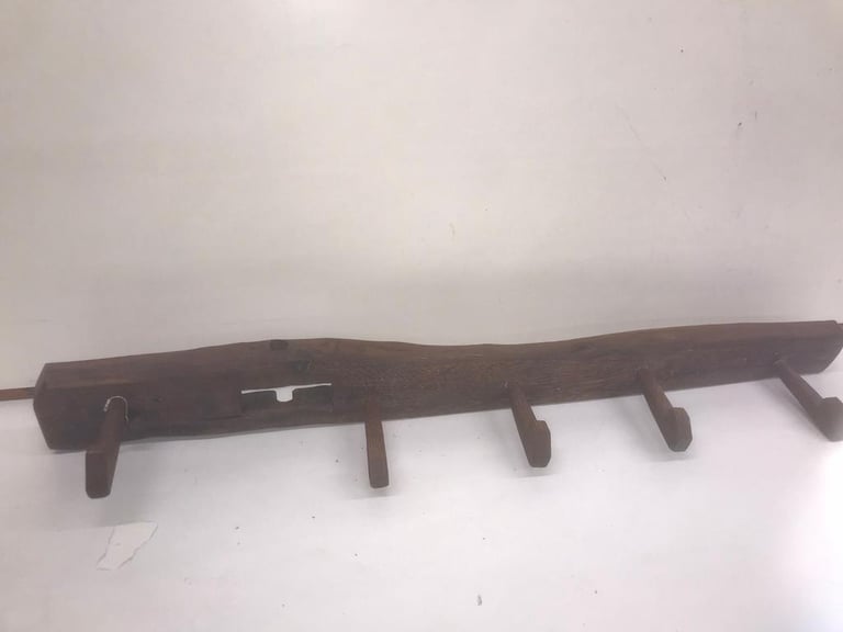 OAK COAT RACK