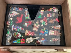 43 Very rare and collectible Xmas decorations 