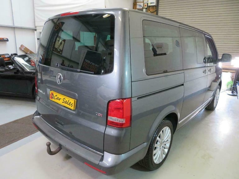 Volkswagen Caravelle 2.0BiTDI ( 180PS ) SWB DSG Executive