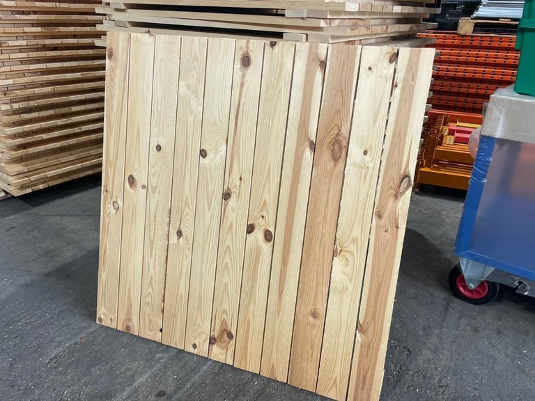 Mecalux pallet racking frames and beams