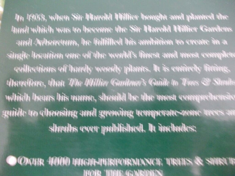 The Hillier gardener's guide to Trees & Shrubs very good condition
