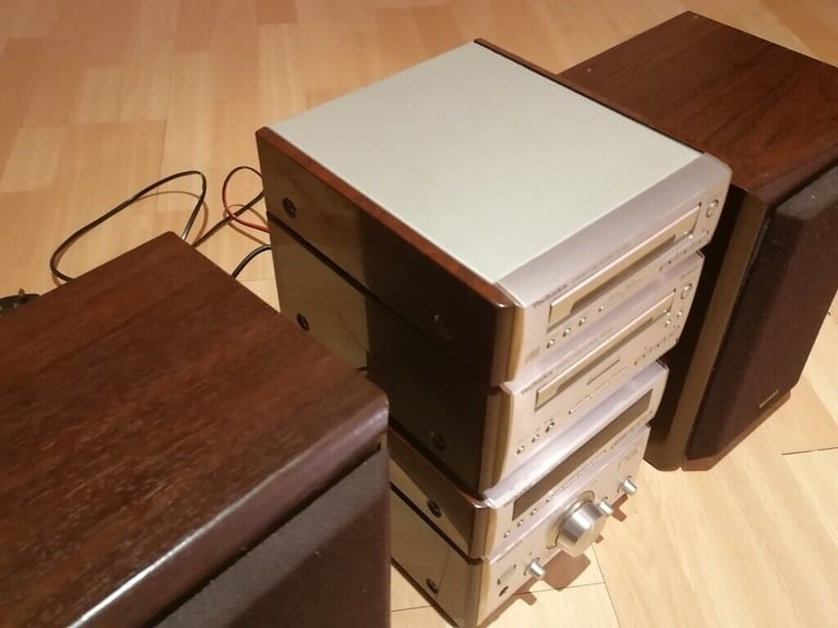 Vintage TECHNICS HI FI STEREO STACK COMPLETE SYSTEM HD 51. Silver with Walnut Finish. 