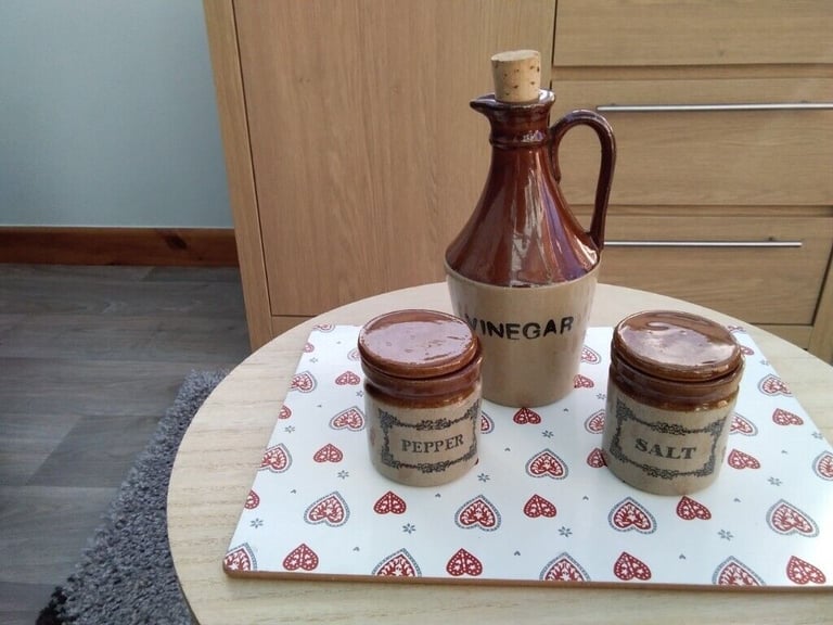 Stoneware set