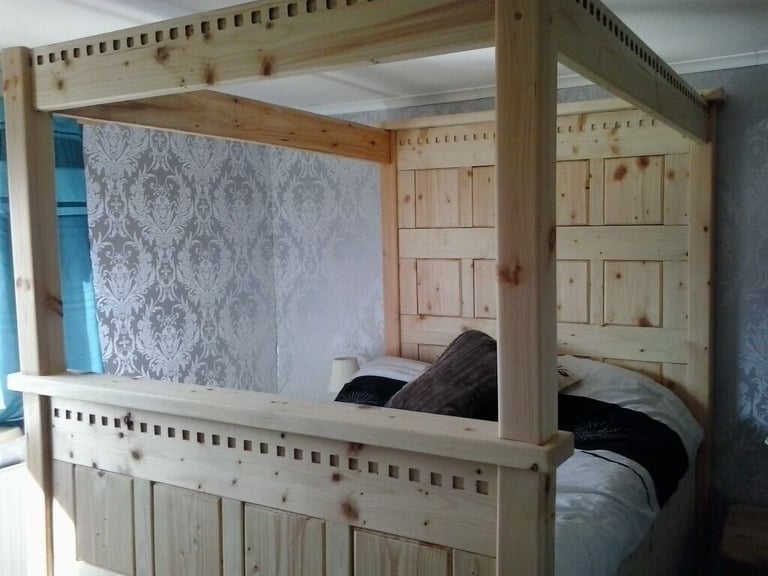 HAND MADE TIMBER DINING,COFFEE TABLES,CHAIRS,BENCHES,BEDS,TV UNIT,ANYTHING MADE