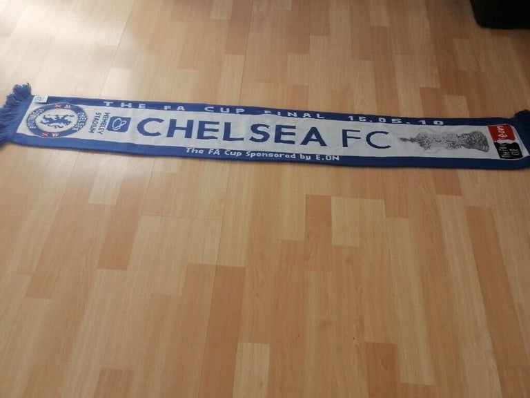 Football Memorabilia: CHELSEA F.C.SCARF. FA Cup Final 2010 Wembley. 