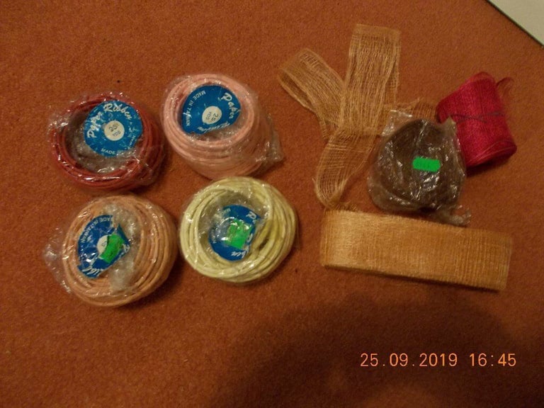 image for Crafters, Bow making Hessian and Paper Ribbon.