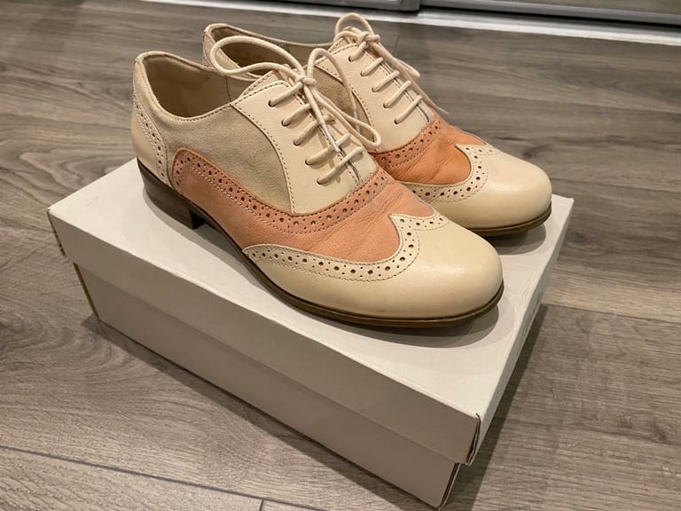 Clarks shoes in East London London Women s Shoes for Sale Gumtree