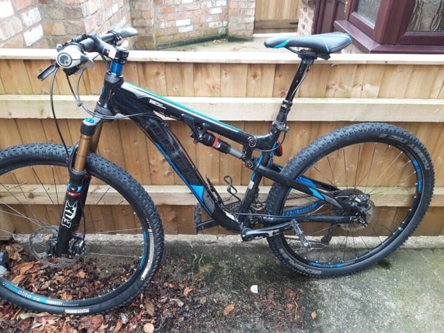 Trek Rumblefish Pro 29er Full Suspension Mountain Bike in