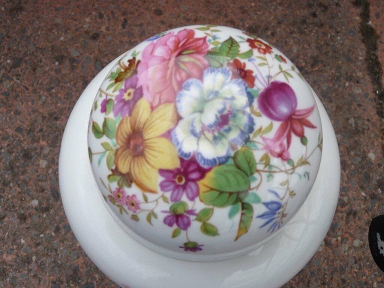 Ginger Jar - Bone China - Vintage Hammersley