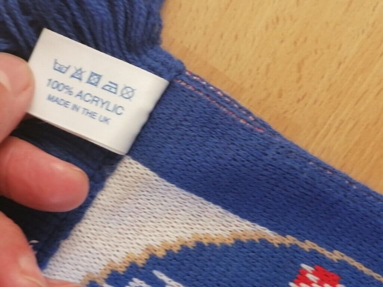 Football Memorabilia: CHELSEA F.C.SCARF. FA Cup Final 2010 Wembley. 