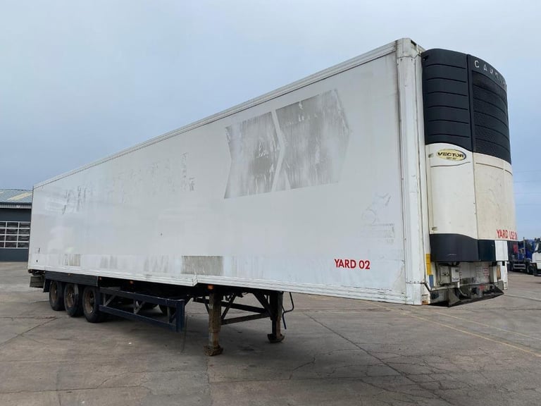 GRAY AND ADAMS 44FT INSULATED BOX TRAILER