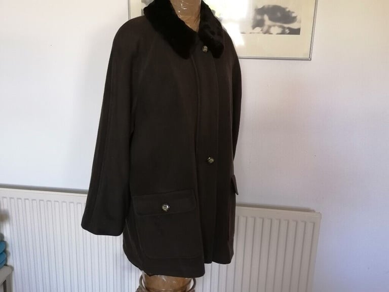 Vintage Designer JACQUES VERT Wool & Cashmere Oversized Jacket . Ex Cond. Ladies. Size : M