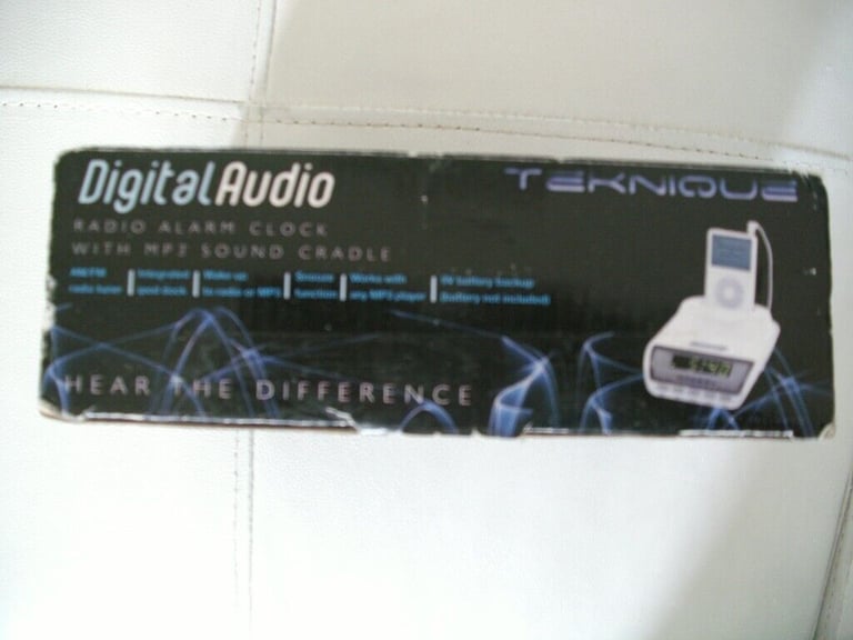 Teknique MP3 Docking Alarm Clock Radio T035